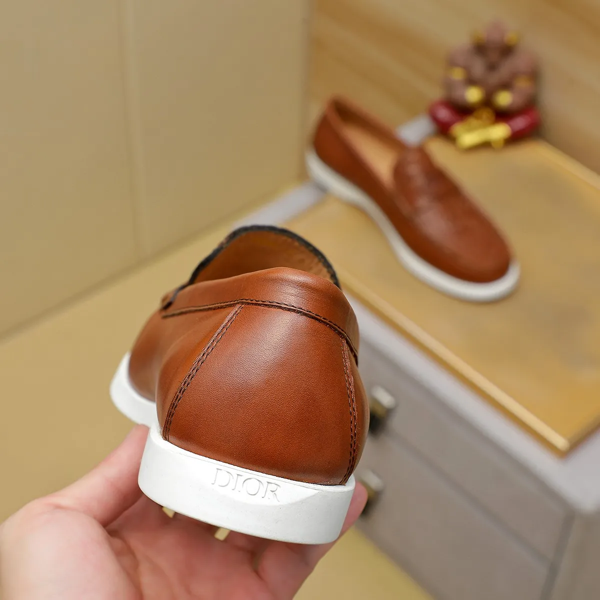 Men's clothing and shoes 💰460 💰🔥[Dior] High-end top-notch 🔝 purchasing agent 🔍🔍The latest 🇺🇸 counters are on sale simultaneously, original Italian brand · brand totem cloth sewn with brand cloth label · paired with calfskin · (high-end, nobility and class) exquisite workmanship (cow Leather lining) Sole: Original two-color sole ⚠️outsole specially provided by the original factory. Comfortable, wear-resistant, non-slip, real-life photoshoot🎬The real thing is more beautiful🔍Color: Color optional💕💕Number of yards: 39-44 (customized at 38.45.46)...